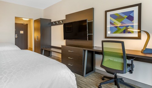 Standard Room, 2 Queen Beds, Accessible (Mobility, Roll-In Shower)