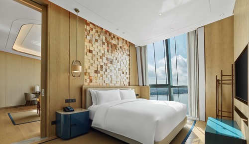 ONE BEDROOM SUITE