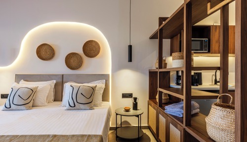 Honeymoon Suite, Hot Tub, Sea View