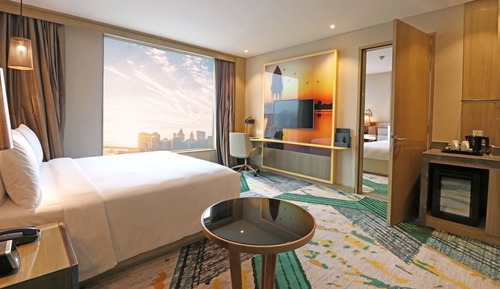 Premium Room, 1 King Bed