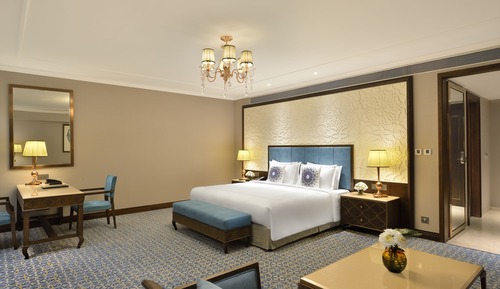 Grande Luxury, Grand Room