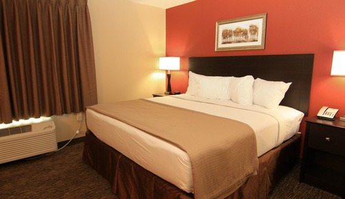 Suite, 1 King Bed with Sofa bed, Non Smoking