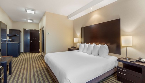 Executive Suite, 1 King Bed, Non Smoking