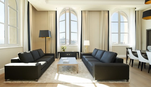 Suite (Prestige)
