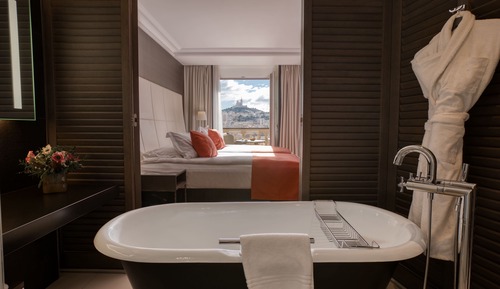 Classic Room, 2 Twin Beds, Terrace, Harbor View