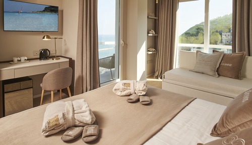 Junior Studio Suite, Multiple Beds, Sea View (Levante)
