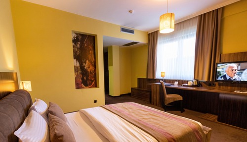 Junior Suite, 1 Bedroom, City View