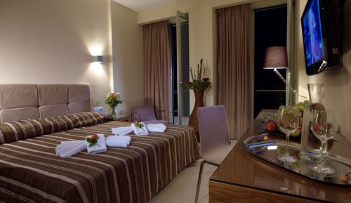 Standard Room, City View