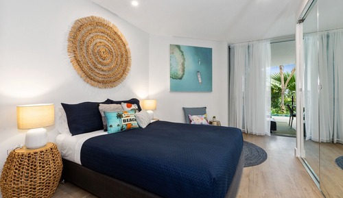 3 Bedroom Swim Up Apartment