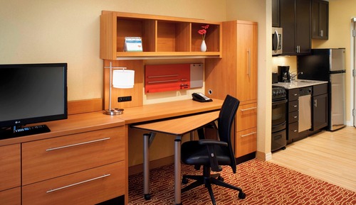 Studio, 1 King Bed (Mobility Accessible, Roll-In Shower)