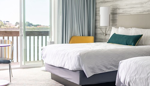Deluxe Room, 2 Queen Beds, Accessible, River View