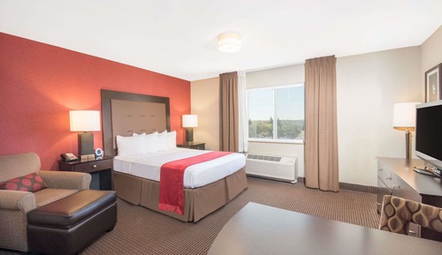 Suite, 1 Bedroom, Accessible, Non Smoking (Mobility/Hearing Impaired)