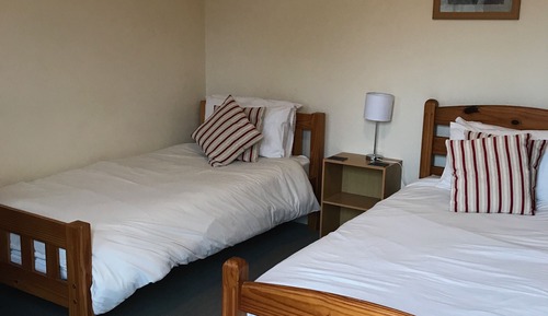 Twin Room, Ensuite (Wet Room)