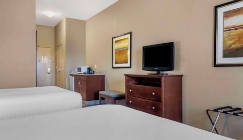 Standard Room, 2 Queen Beds, Non Smoking