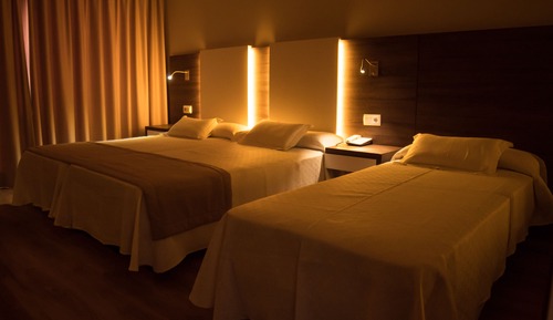Double Room, Balcony, Sea View (high floor, 2 adults)