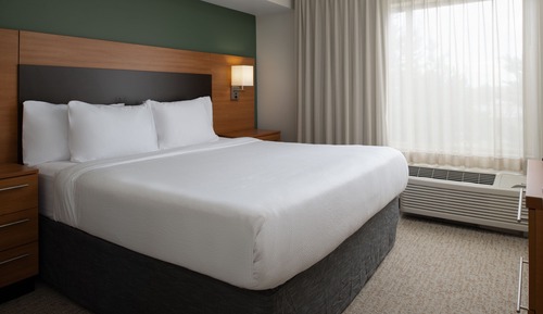 Suite, 2 Bedrooms (Hearing Accessible)