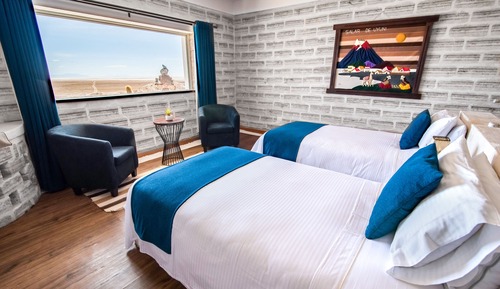 Deluxe Room, 1 Queen Bed, Mountain View
