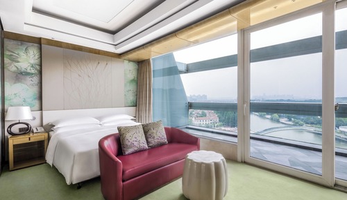 Room, 1 King Bed, Resort View