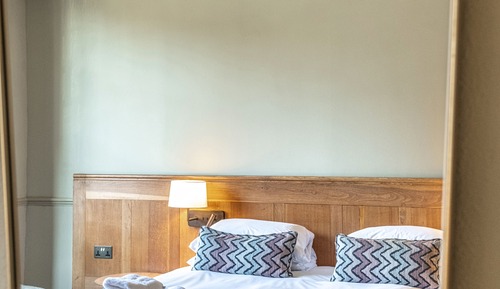 Basic Double Room, Ensuite