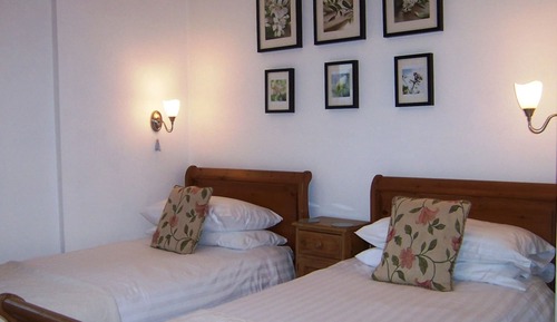 Classic Twin Room