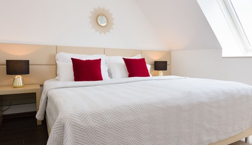 Deluxe Suite, 2 Bedrooms, Terrace (incl. 39€ cleaning fee)