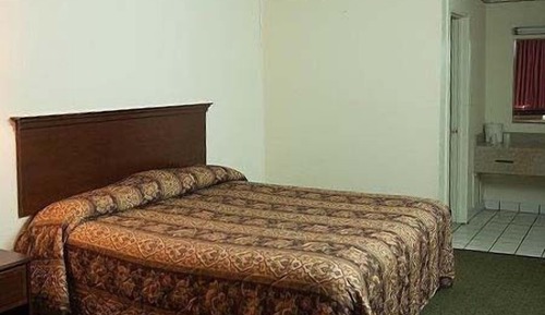Deluxe Room, 1 King Bed
