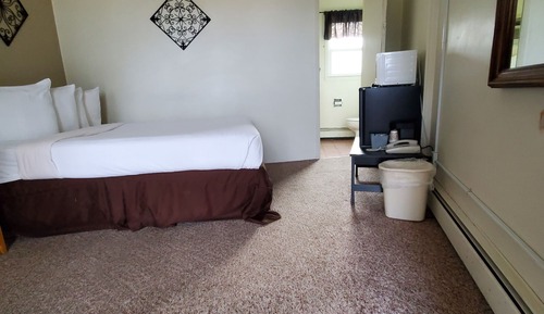 Standard room with one double bed