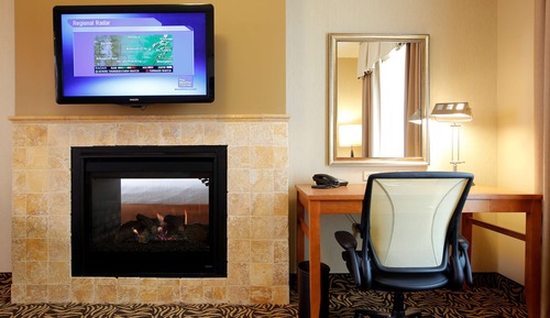 King, Suite, 1 Bedroom, Non Smoking, Fireplace