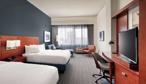 Room, 2 Queen Beds (Mobility/Hearing Accessible, Tub)