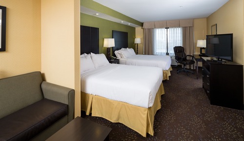 Standard Room, 2 Queen Beds, Mobility Accessible, Non Smoking (Communications)