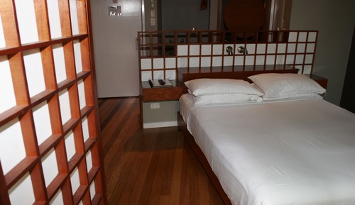 Queen Spa Room (Adults Only)