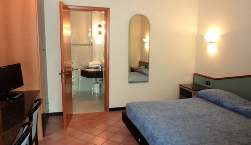 Basic Double or Twin Room