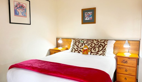 Family Room, 2 Bedrooms