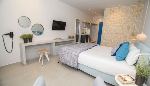 Comfort Triple Room