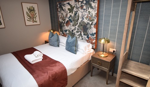 Double Room, Ensuite (Small)