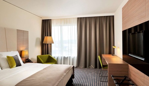 Room (Guest)