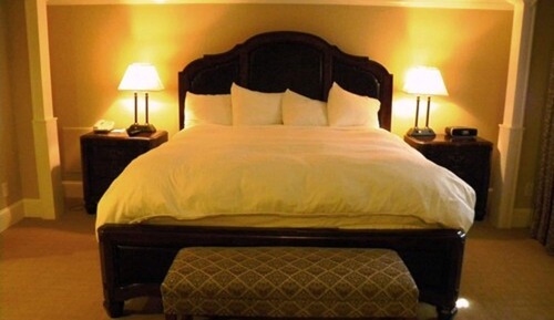 Deluxe Suite, 1 King Bed
