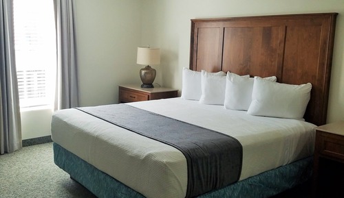 Premier Room, 1 King Bed