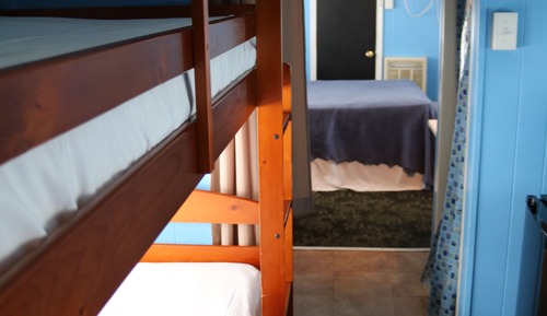  Small Family Caboose, 1 Double Bed and 2 Single Bunks