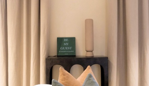 Suite, 1 King Bed, Mountain View