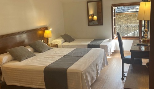 Superior Triple Room