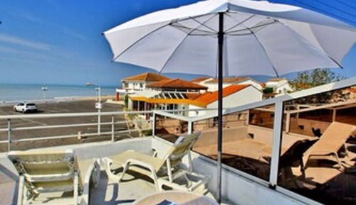 Double or Twin Room, Beachside