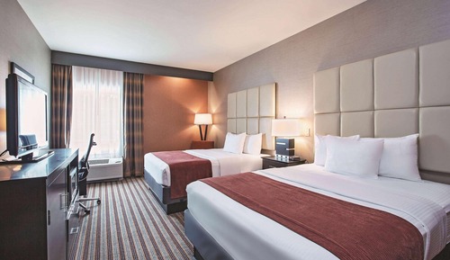 Room, 2 Queen Beds, Non Smoking