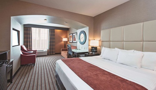 Executive Room, 1 King Bed, Non Smoking