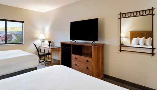 Standard Room, 2 Queen Beds (Standard Hillside Two Queen Bedroom)