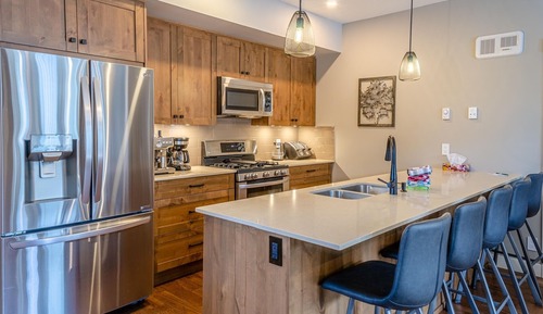 Condo, 2 Bedrooms
