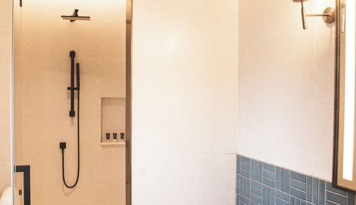 Room, 2 Double Beds, City View, Corner