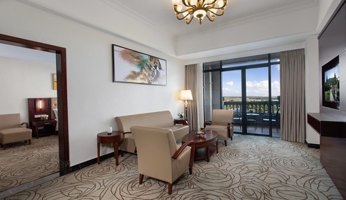 Deluxe Suite, Multiple Beds, Non Smoking