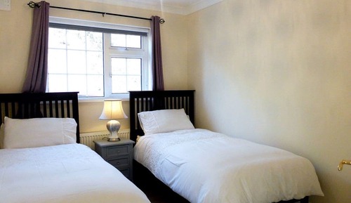 House, 3 Bedrooms, Kitchen, Garden View