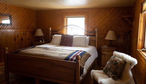 Lodge Room King
